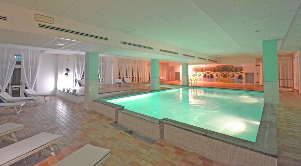 אפרטהוטל פרינצ'יפינה טרה Antica Fornace Relais By La Principina מראה חיצוני תמונה